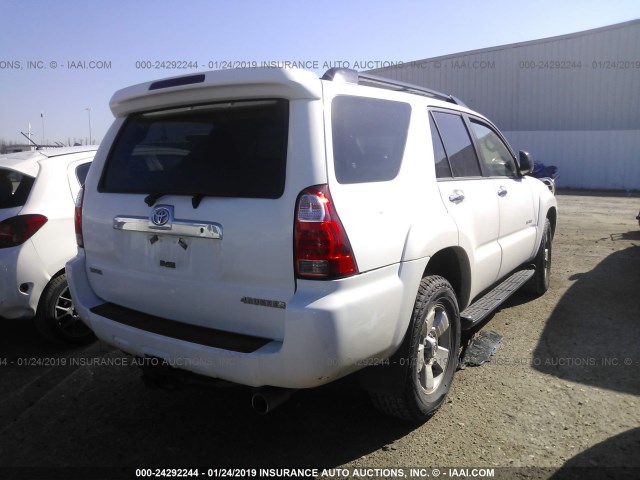 JTEBT14R660060612 - 2006 TOYOTA 4RUNNER SR5/SPORT WHITE photo 4