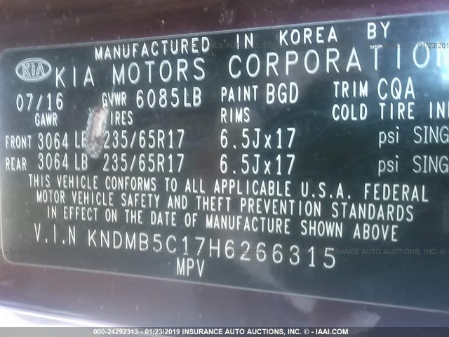 KNDMB5C17H6266315 - 2017 KIA SEDONA LX PURPLE photo 9