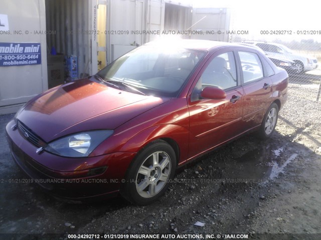 1FAFP3836YW384046 - 2000 FORD FOCUS ZTS MAROON photo 2
