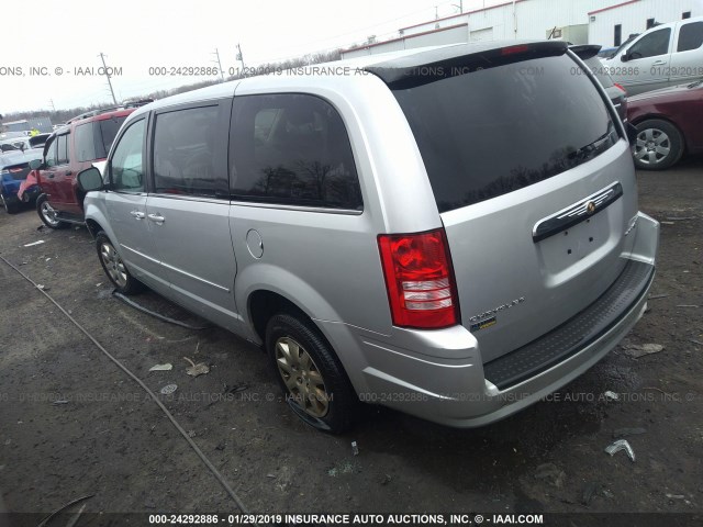 2A4RR4DE2AR215343 - 2010 CHRYSLER TOWN & COUNTRY LX SILVER photo 3