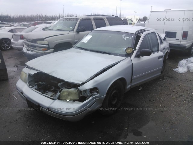 2FAFP71WX3X103018 - 2003 FORD CROWN VICTORIA POLICE INTERCEPTOR SILVER photo 2