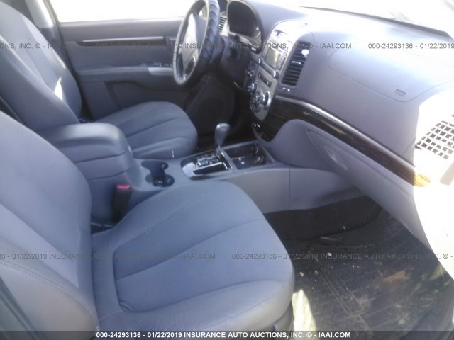 5NMSH4AG0AH358771 - 2010 HYUNDAI SANTA FE SE GRAY photo 5