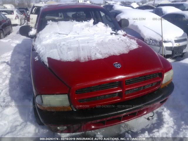 1B7GL2AN3YS671366 - 2000 DODGE DAKOTA QUAD RED photo 6