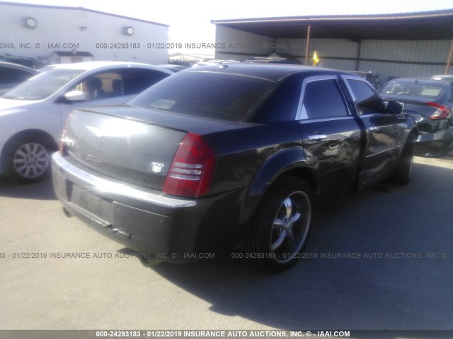 2C3LK63H06H280510 - 2006 CHRYSLER 300C BLACK photo 4