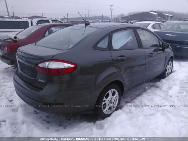 3FADP4BJ8GM193117 - 2016 FORD FIESTA SE GRAY photo 4