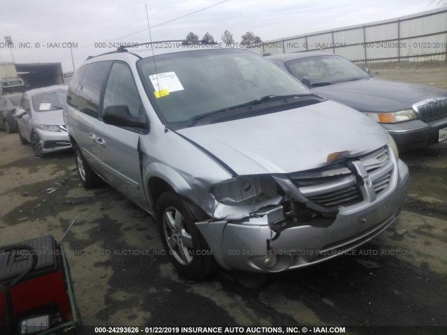 2D8GP44LX5R410986 - 2005 DODGE GRAND CARAVAN SXT SILVER photo 1