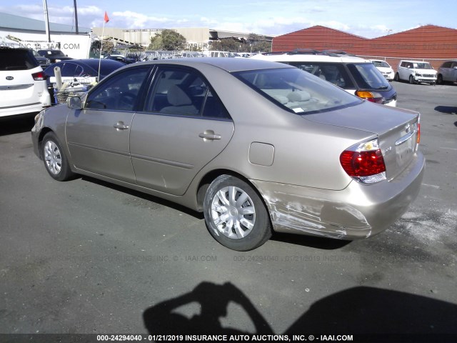 4T1BE32K06U117181 - 2006 TOYOTA CAMRY LE/XLE/SE GOLD photo 3