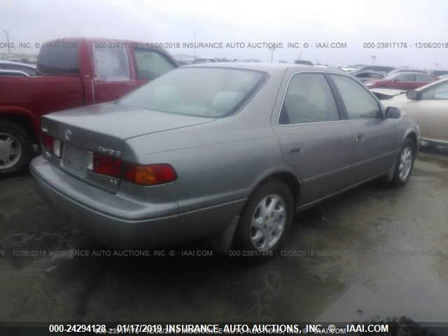 4T1BF22K61U119596 - 2001 TOYOTA CAMRY LE/XLE GRAY photo 4