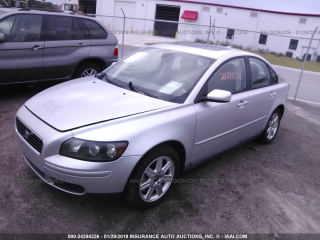 YV1MS382962183957 - 2006 VOLVO S40 2.4I SILVER photo 2