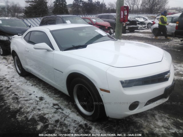 2G1FA1E32D9165178 - 2013 CHEVROLET CAMARO LS WHITE photo 1