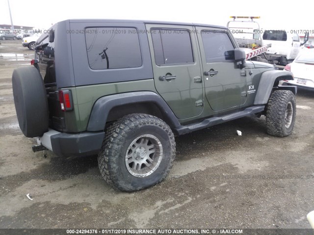 1J4GA39108L594103 - 2008 JEEP WRANGLER UNLIMITE X GREEN photo 4