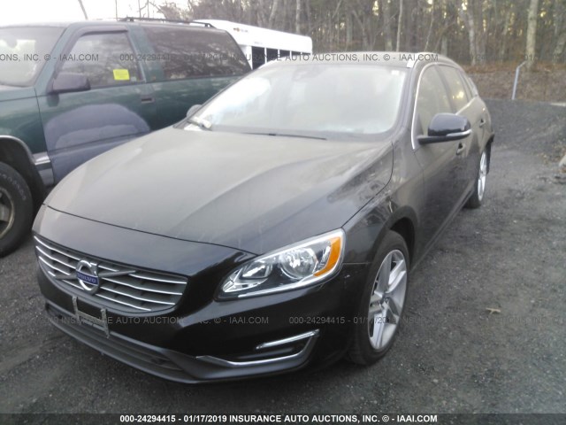 YV1612SD0F1193525 - 2015 VOLVO V60 PLATINUM BLACK photo 2