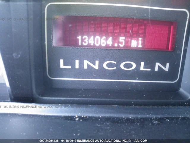 5LMFU27527LJ19648 - 2007 LINCOLN NAVIGATOR CREAM photo 7