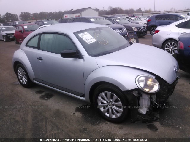 3VWF17AT6EM636173 - 2014 VOLKSWAGEN BEETLE SILVER photo 1