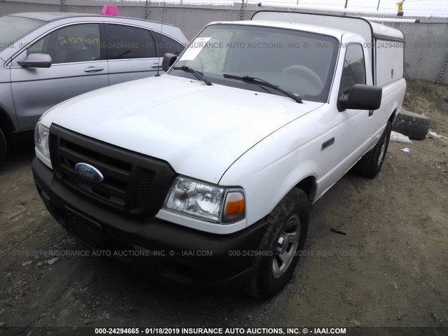 1FTYR10E57PA91424 - 2007 FORD RANGER WHITE photo 2