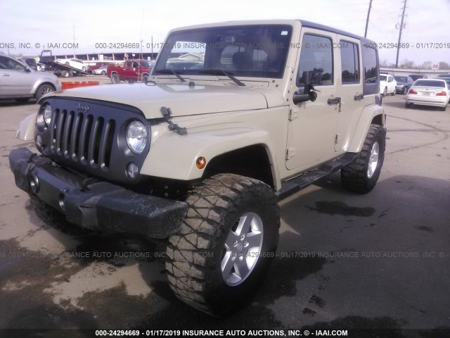 1C4BJWDGXHL563390 - 2017 JEEP WRANGLER UNLIMITE SPORT TAN photo 2