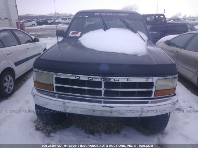 1B7GG23Y8TS581778 - 1996 DODGE DAKOTA BLACK photo 6