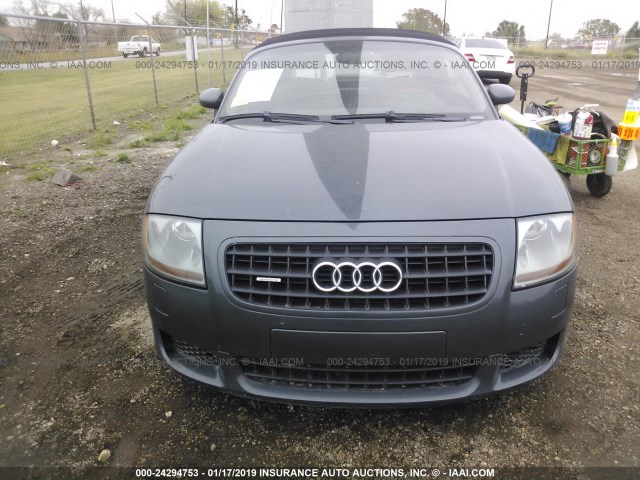 TRUUD28N351013589 - 2005 AUDI TT 3.2 GRAY photo 6