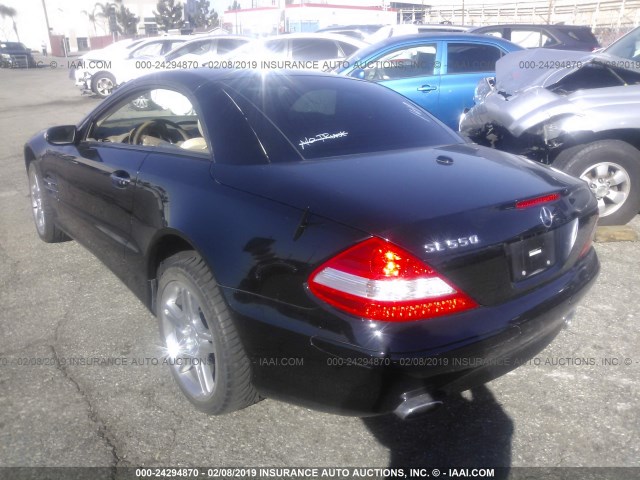 WDBSK71F67F119045 - 2007 MERCEDES-BENZ SL 550 BLACK photo 3