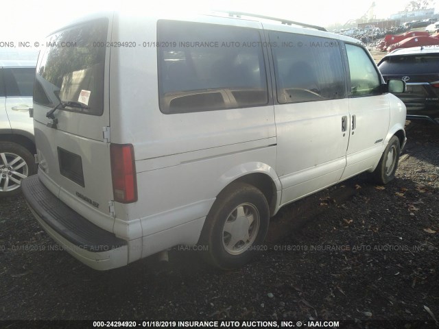 1GNDM19WXXB123121 - 1999 CHEVROLET ASTRO WHITE photo 4