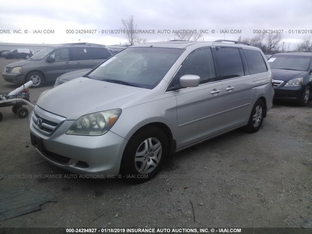 5FNRL38785B136130 - 2005 HONDA ODYSSEY EXL SILVER photo 2