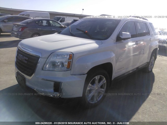 2GKFLTE36H6338810 - 2017 GMC TERRAIN SLE WHITE photo 2