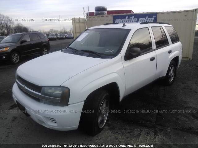 1GNDT13S182257588 - 2008 CHEVROLET TRAILBLAZER LS/LT WHITE photo 2