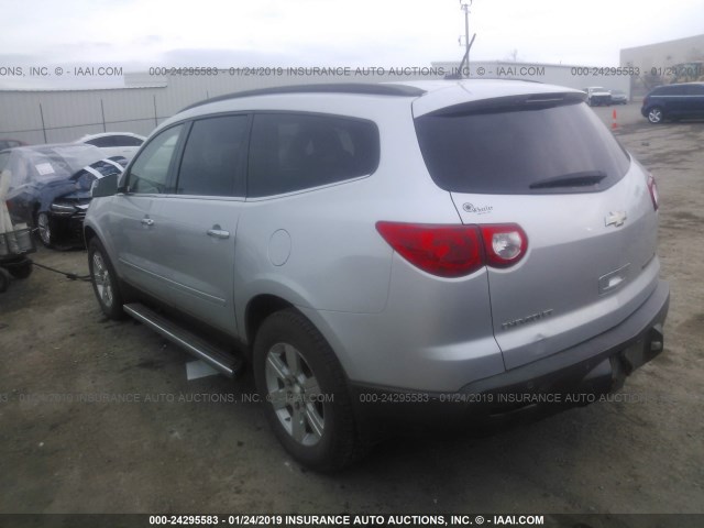 1GNER23D09S104227 - 2009 CHEVROLET TRAVERSE LT SILVER photo 3