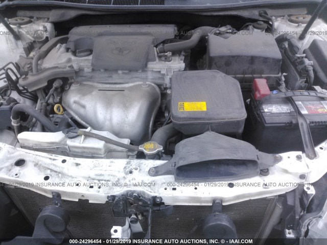 4T1BF1FK9FU485046 - 2015 TOYOTA CAMRY LE/XLE/SE/XSE WHITE photo 10