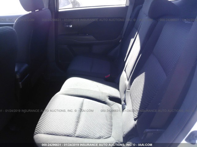 JA4AD3A30JZ061021 - 2018 MITSUBISHI OUTLANDER SE/SEL WHITE photo 8