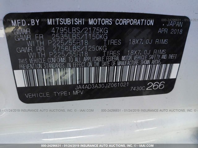 JA4AD3A30JZ061021 - 2018 MITSUBISHI OUTLANDER SE/SEL WHITE photo 9