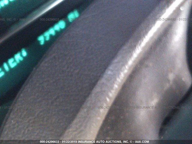 1GKDT13SX42261565 - 2004 GMC ENVOY GREEN photo 7