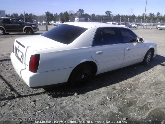 1G6KD54Y12U184373 - 2002 CADILLAC DEVILLE WHITE photo 4