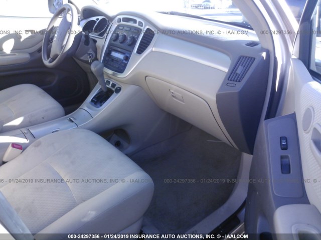 JTEDP21A060108476 - 2006 TOYOTA HIGHLANDER LIMITED TAN photo 5