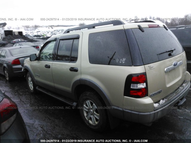 1FMEU73E66UB59676 - 2006 FORD EXPLORER XLT GOLD photo 3