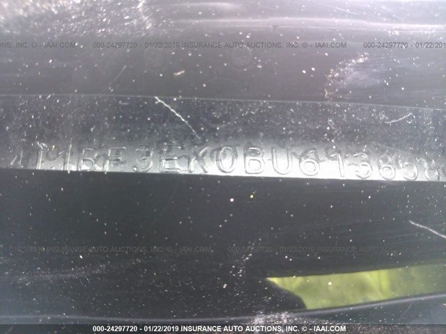 4T1BF3EK0BU613858 - 2011 TOYOTA CAMRY SE/LE/XLE 灰色 照片 9