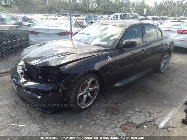 ZARFAEAV0J7572408 - 2018 ALFA ROMEO GIULIA QUADRIFOGLIO BLACK photo 2