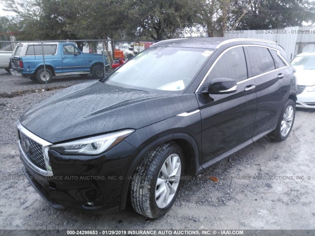 3PCAJ5M12KF108108 - 2019 INFINITI QX50 ESSENTIAL/PURE BLACK photo 2