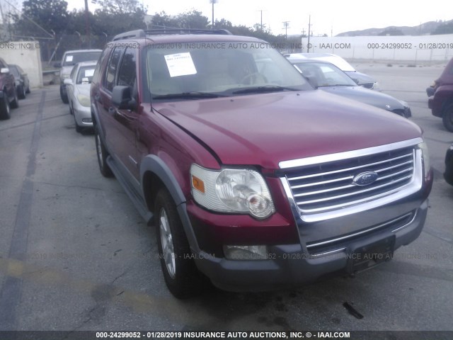 1FMEU63E66UA07634 - 2006 FORD EXPLORER XLT RED photo 1