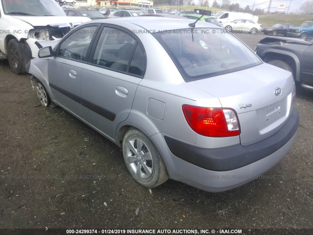 KNADE123486296081 - 2008 KIA RIO LX/SX SILVER photo 3