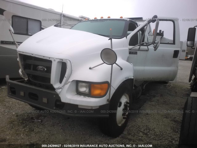 3FRXW7FL9CV295671 - 2012 FORD F750 SUPER DUTY WHITE photo 2