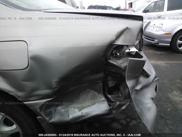 JT2BG22K3X0291594 - 1999 TOYOTA CAMRY LE/XLE GRAY photo 6