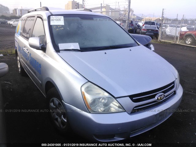 KNDMB233166085367 - 2006 KIA SEDONA EX/LX SILVER photo 1