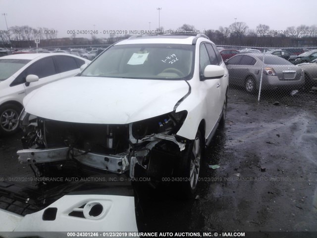 5N1AR2MN7EC617571 - 2014 NISSAN PATHFINDER S/SV/SL/PLATINUM WHITE photo 2