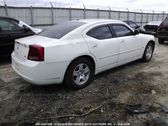 2B3KA43GX6H428119 - 2006 DODGE CHARGER SE/SXT WHITE photo 4