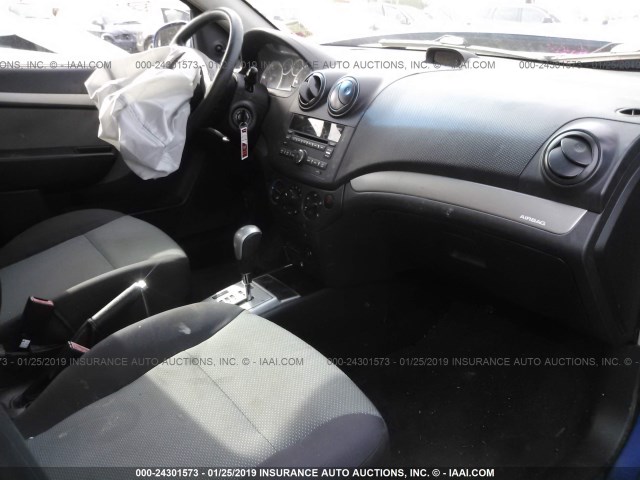 KL1TD66E29B652683 - 2009 CHEVROLET AVEO LS/LT Կապույտ լուսանկար 5