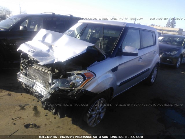 KNDJT2A60D7484307 - 2013 KIA SOUL +/!/SPORT SILVER photo 2