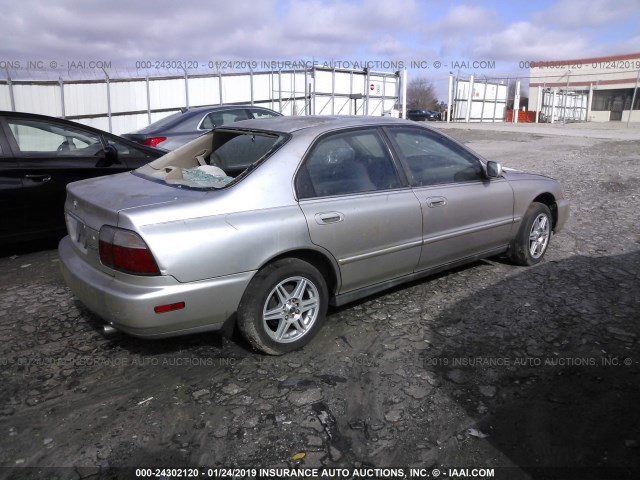 1HGCD5687VA166482 - 1997 HONDA ACCORD VALUE GOLD photo 4