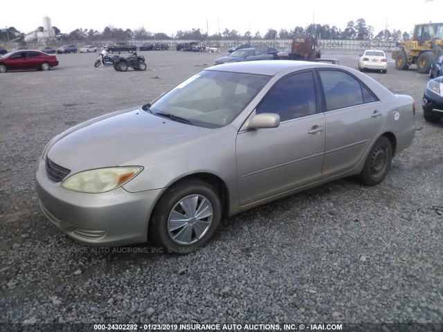 4T1BE32K34U863962 - 2004 TOYOTA CAMRY LE/XLE/SE SILVER photo 2