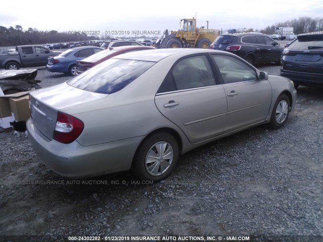 4T1BE32K34U863962 - 2004 TOYOTA CAMRY LE/XLE/SE SILVER photo 4